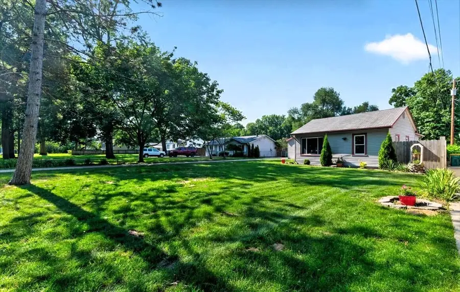 36852 Chase Street, Romulus, MI 48174 - #3