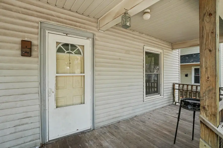 106 Stewart Street Sw, Grand Rapids, MI 49507 - #2
