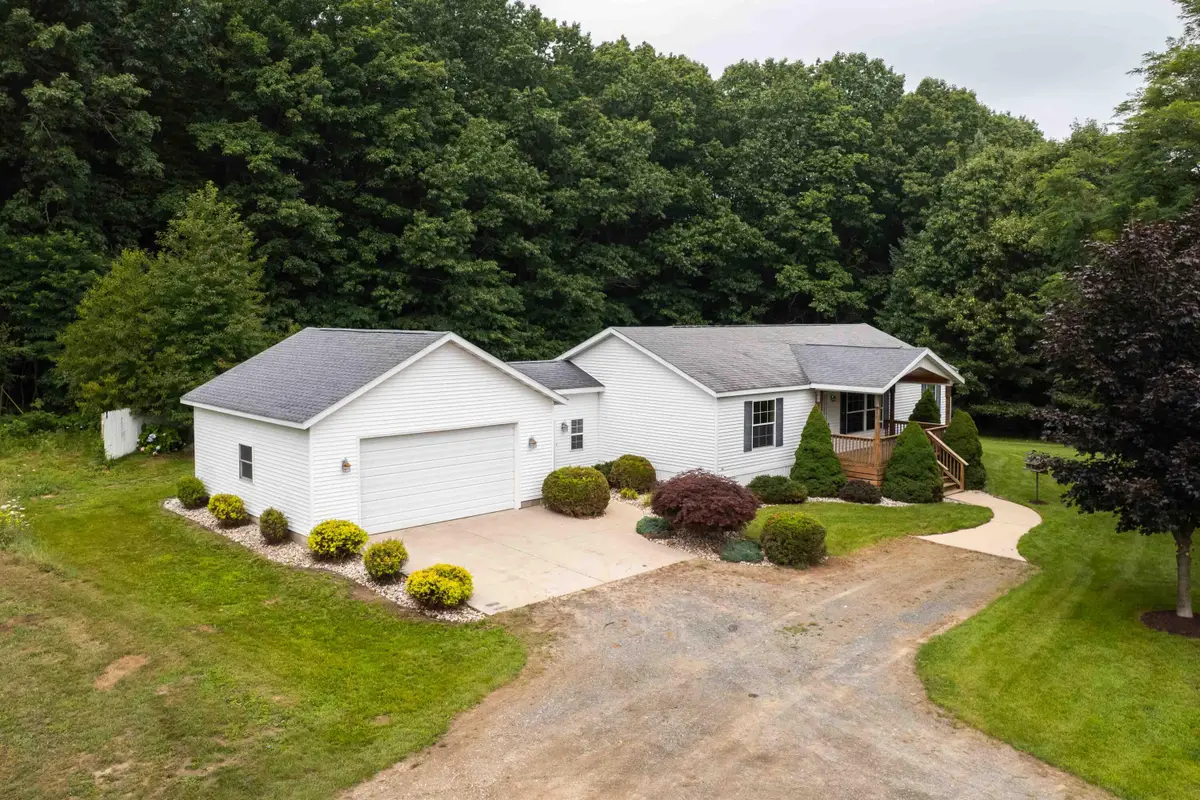 5891 S 44th Avenue, New Era, MI 49446 - #1