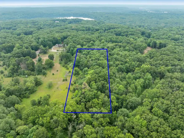 13283 Beckwith Drive Ne, Lowell, MI 49331