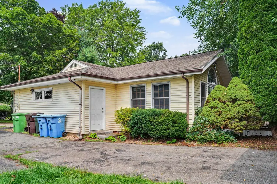 249 S 20th Street S, Battle Creek, MI 49015 - #3