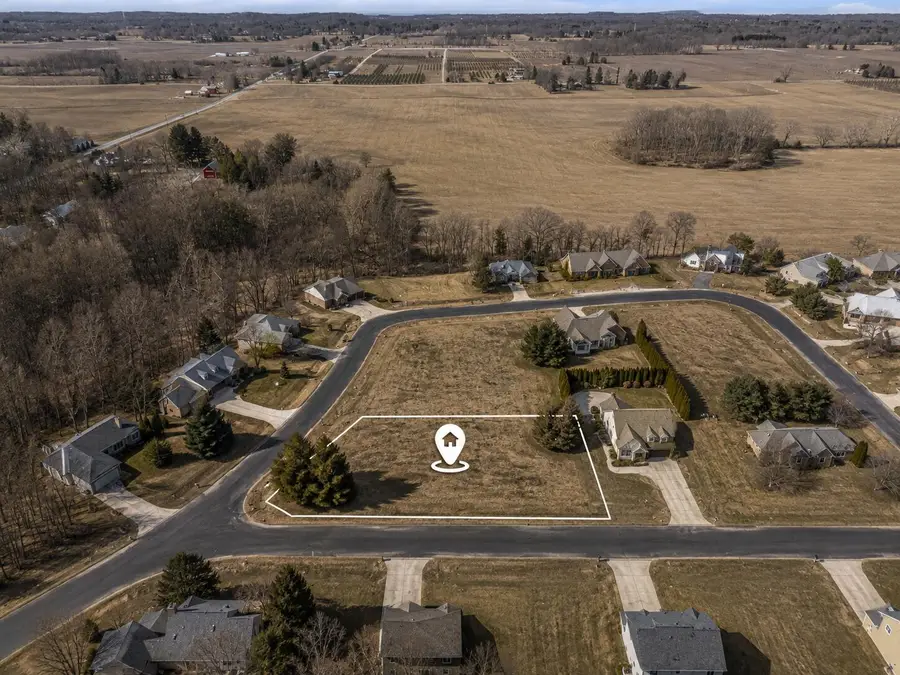 573 Wittenberg Path, Saint Joseph, MI 49085 - #2