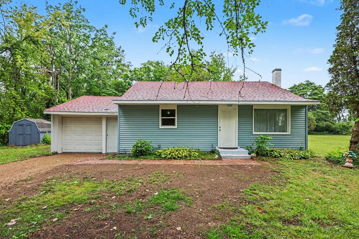 8630 M-140, South Haven, MI 49090 - #1