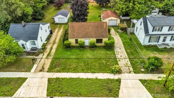 348 Ridgewood Street Se, Grand Rapids, MI 49548