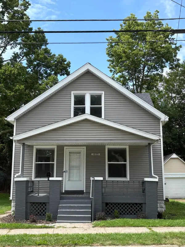 1025 Hamilton Avenue Nw, Grand Rapids, MI 49504