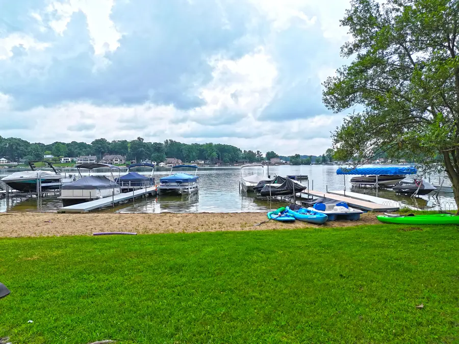 67441 Victory Shore Drive #13, Dowagiac, MI 49047 - #2