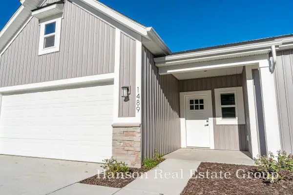 1389 Center Hill Road Se #29, Lowell, MI 49331