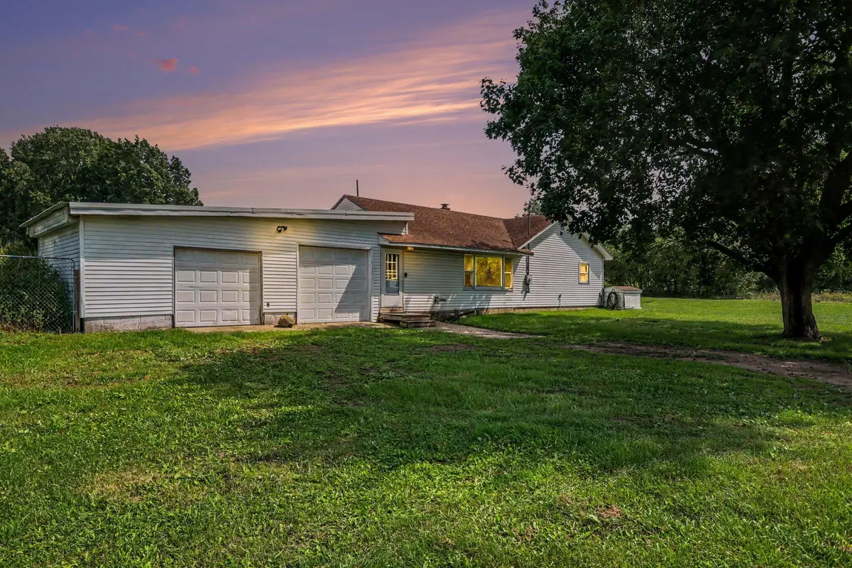 19603 N Drive N, Marshall, MI 49068 - #1