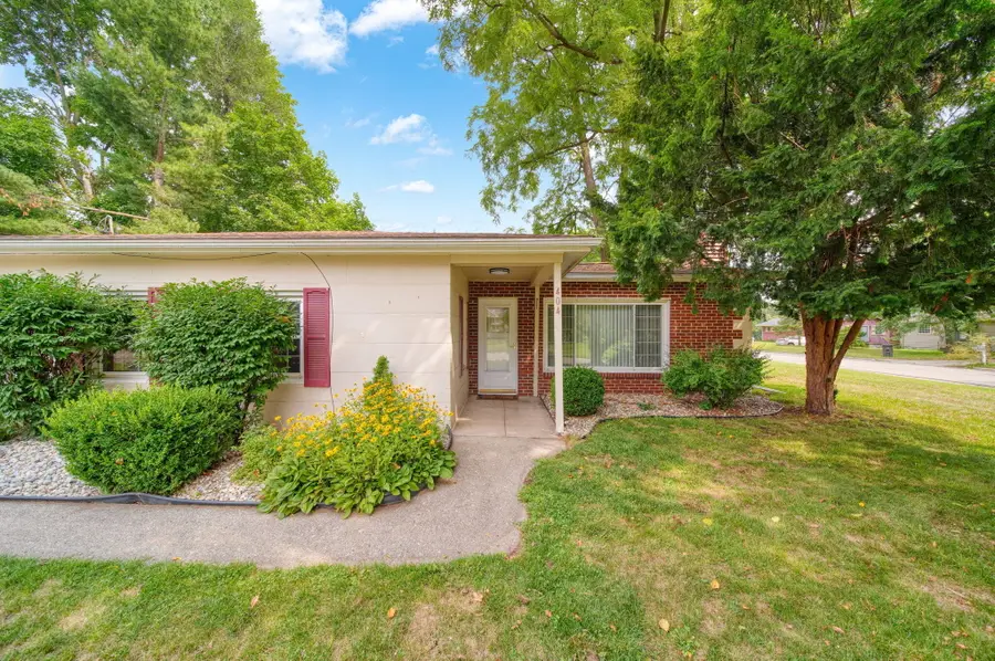 404 Heyser Street, Jackson, MI 49203 - #2