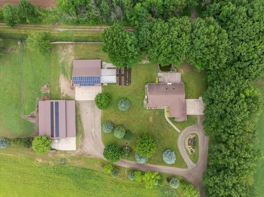 805 W Moore Road, Grant, MI 49327 - #3