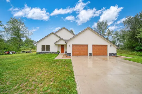 4535 State Road, Hillsdale, MI 49242