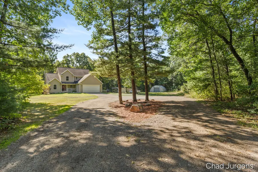8938 S Big Pine Trail Street, Newaygo, MI 49337 - #3