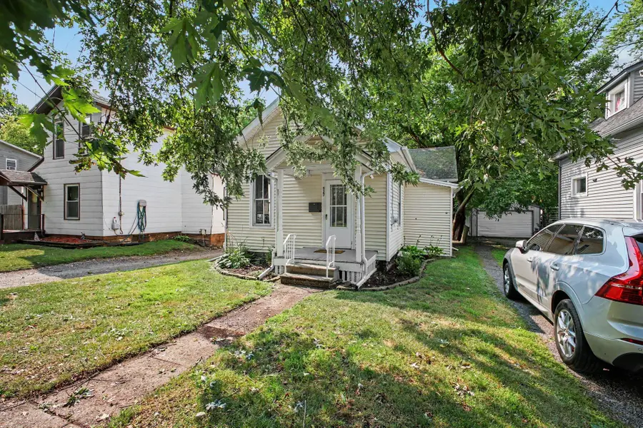 527 Webb Street, Jackson, MI 49202 - #3