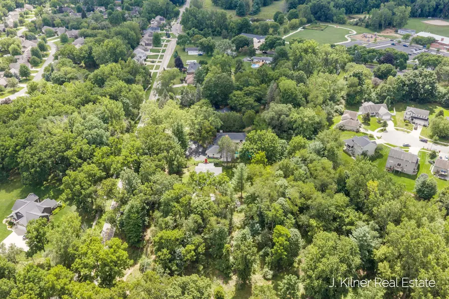 1859 Oakleigh Avenue Nw, Grand Rapids, MI 49504 - #3