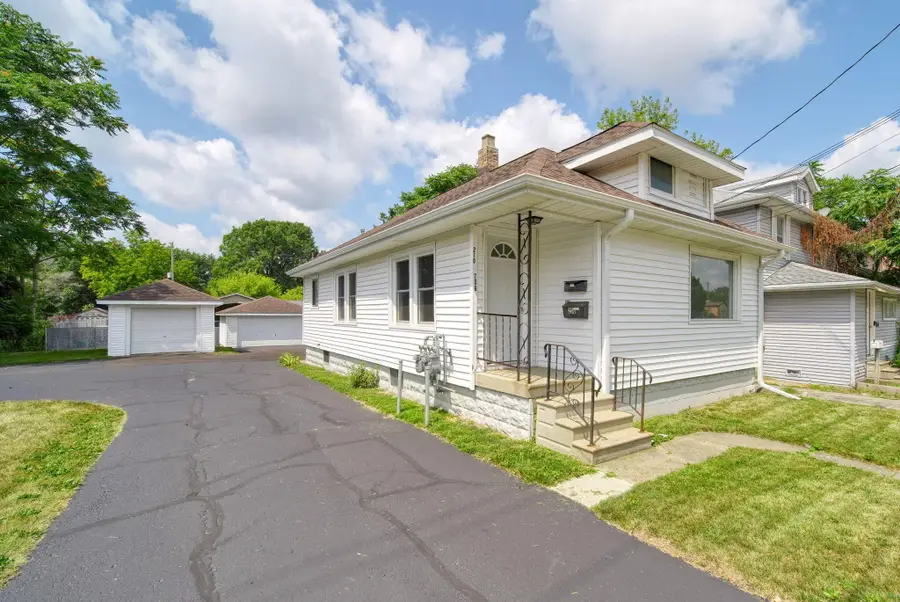 208 S Brown Street, Jackson, MI 49203 - #2
