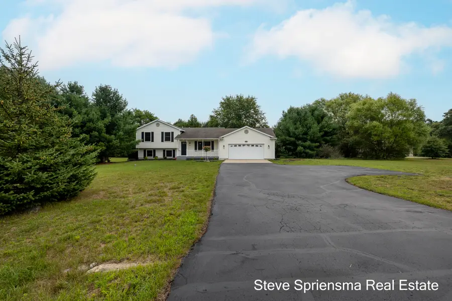 12770 Macclain Court Ne, Cedar Springs, MI 49319 - #2