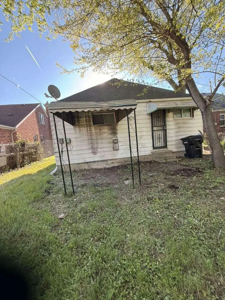 20426 Tracey Street, Detroit, MI 48235 - #2
