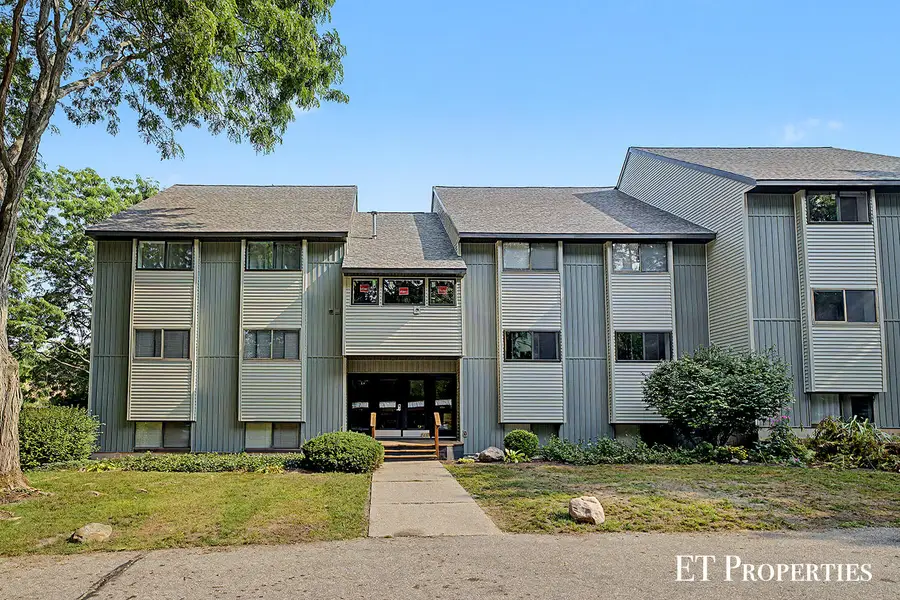 6681 Boca Vista Drive Ne #201, Rockford, MI 49341 - #2