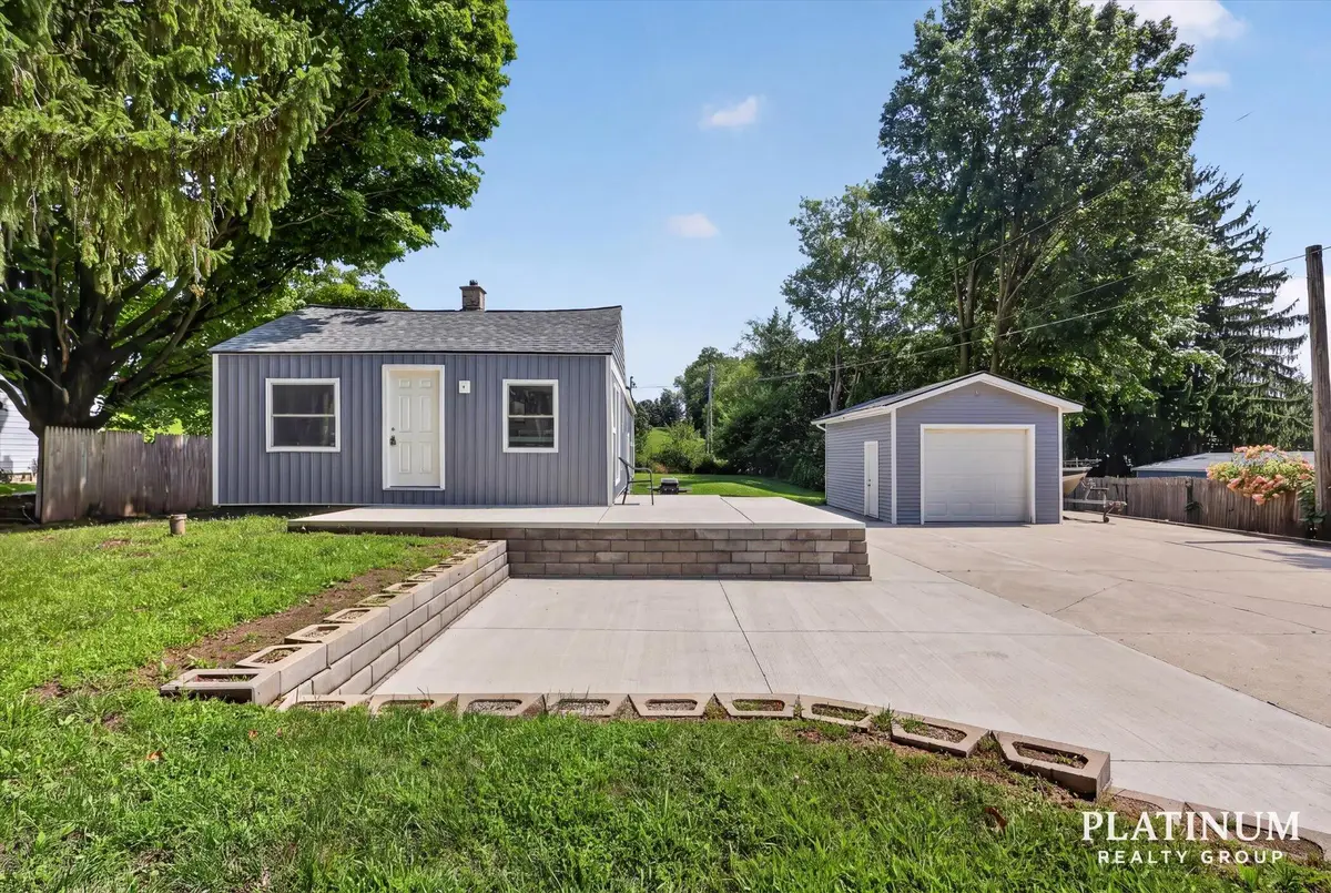 9106 Byron Center Avenue Sw, Byron Center, MI 49315 - #1