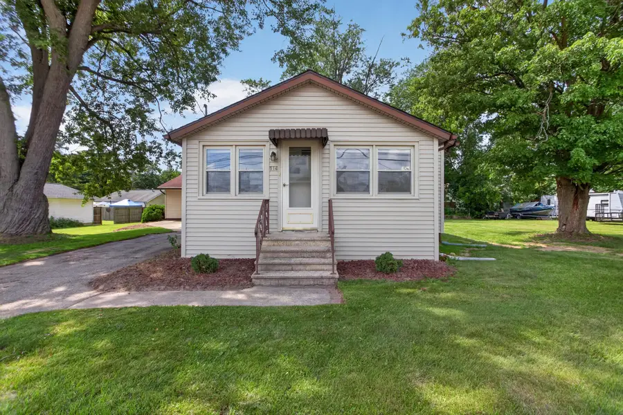 514 Fern Avenue, Jackson, MI 49202 - #2