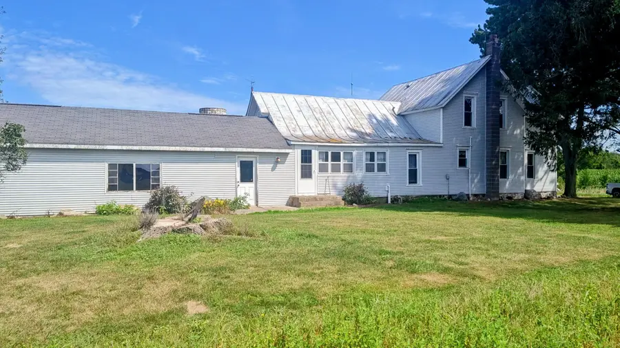 1266 S Lake Road, Greenville, MI 48838 - #2