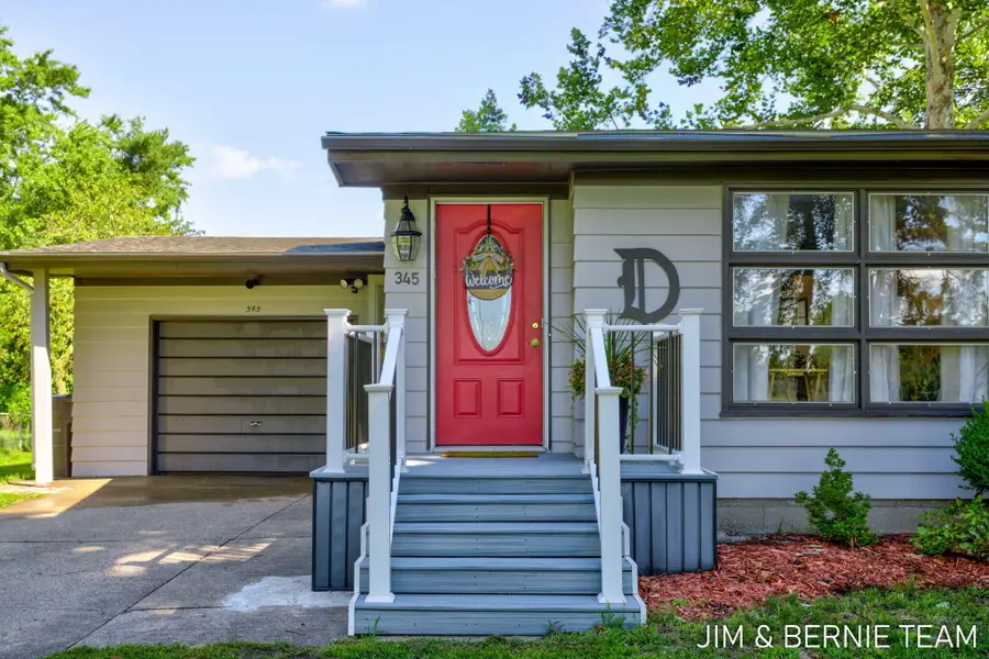 345 Harp Street Se, Grand Rapids, MI 49548 - #2