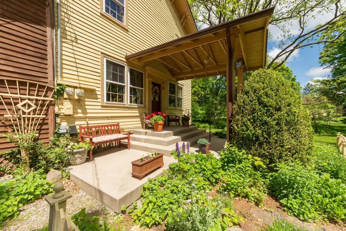 8425 Parshallville Road, Fenton, MI 48430 - #1