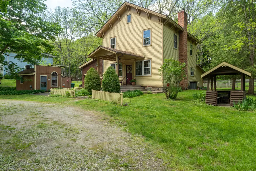 8425 Parshallville Road, Fenton, MI 48430 - #3