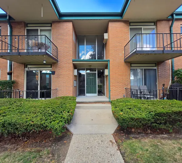 1968 Axtell Drive #1, Troy, MI 48084
