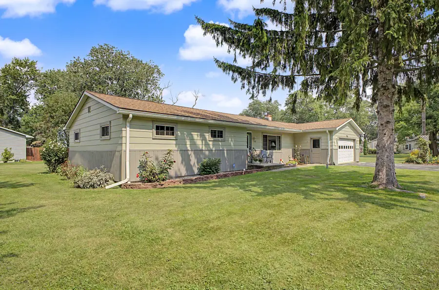 7676 Southmoor Drive, Monroe, MI 48161 - #2