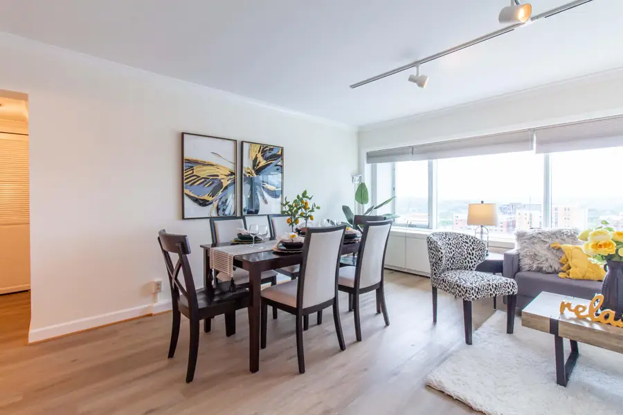 555 E William Street #17D/E, Ann Arbor, MI 48104 - #2