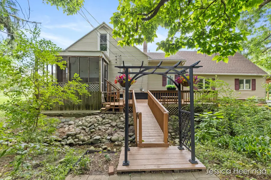 475 Northland Court Ne, Rockford, MI 49341 - #3
