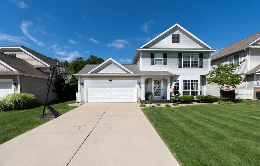 5791 Hickory Hill Court Se, Kentwood, MI 49512 - #2
