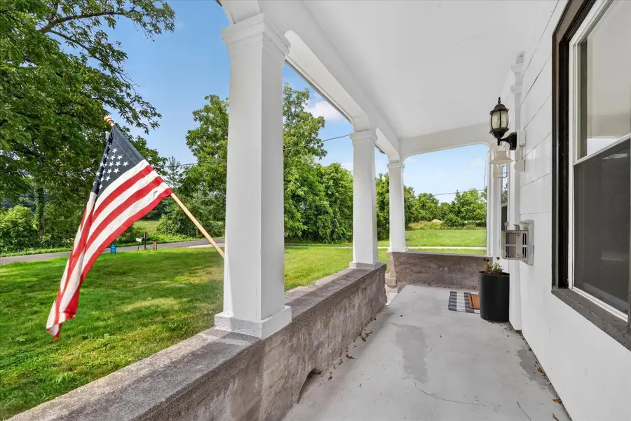 6816 Division Avenue N, Comstock Park, MI 49321 - #3
