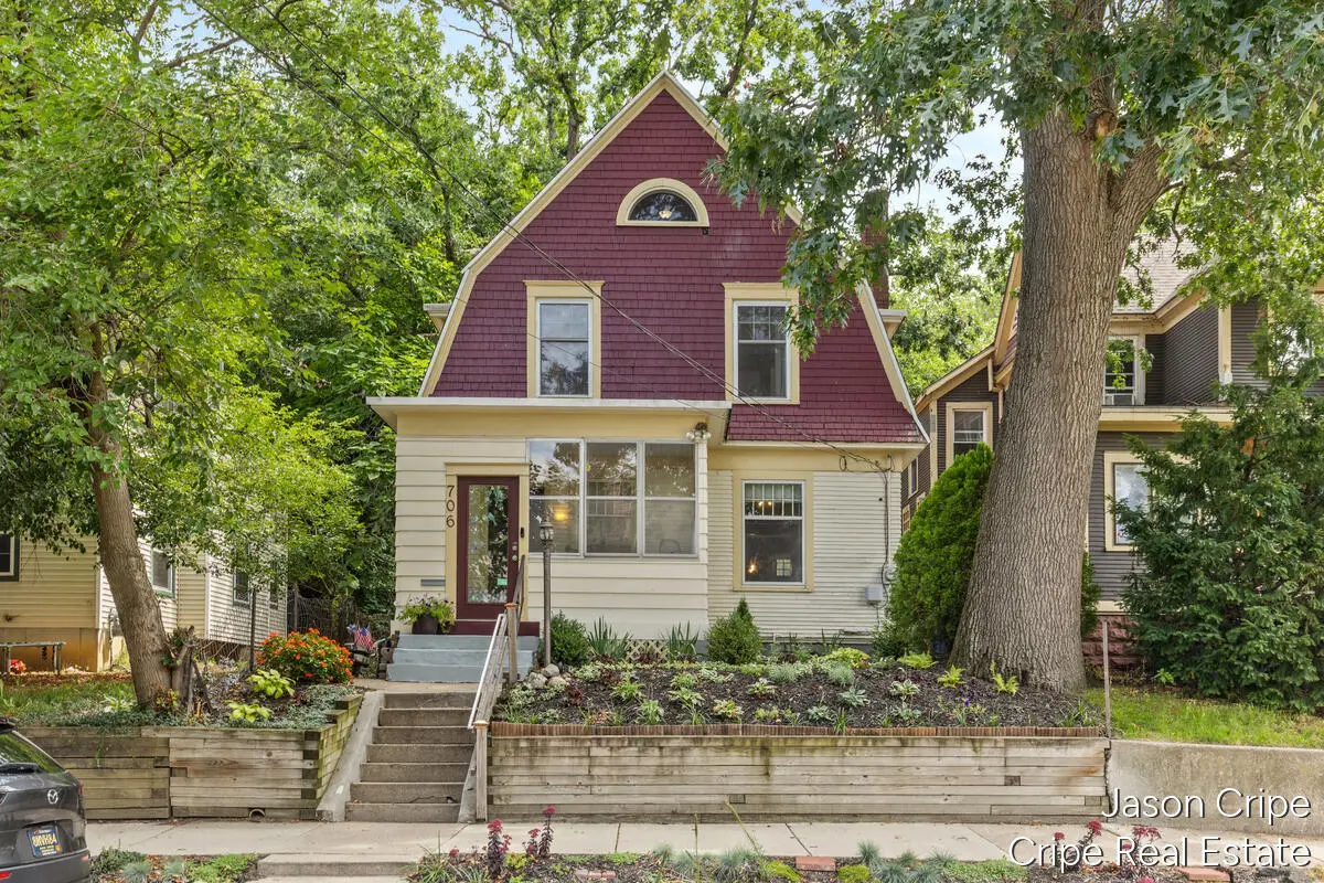 706 Lafayette Avenue Se, Grand Rapids, MI 49503 - #1