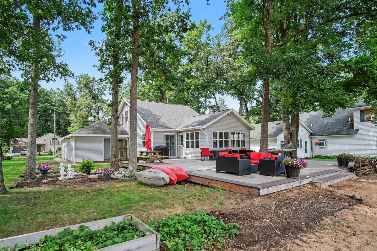 8570 Cochise Drive, Howard City, MI 49329 - #1