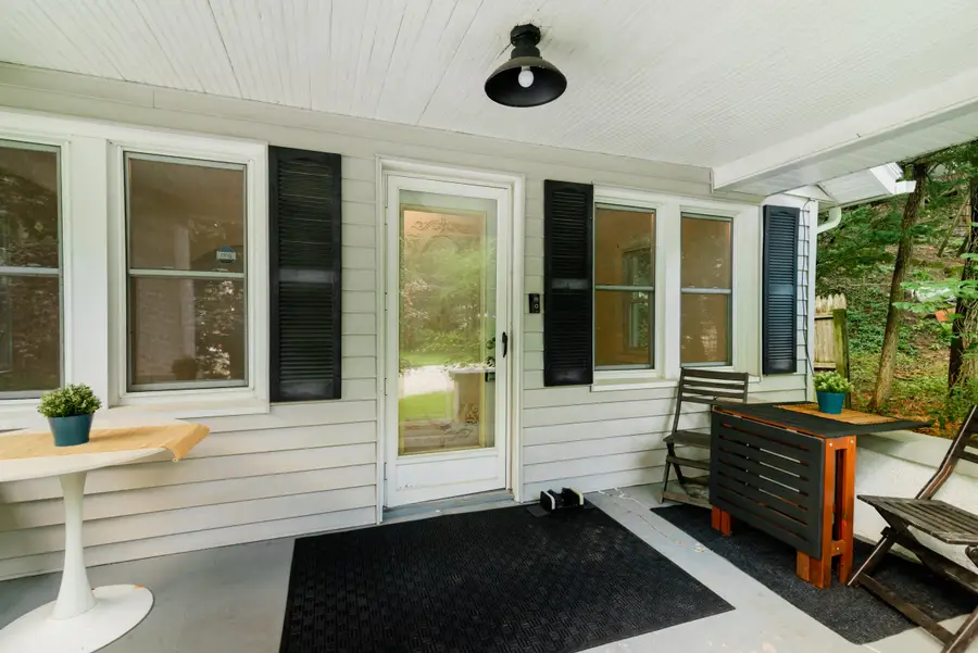 1054 Haines Street Nw, Grand Rapids, MI 49504 - #3