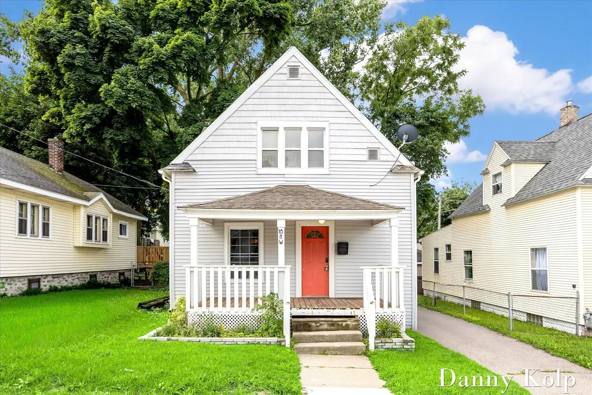 18 Ann Street Nw, Grand Rapids, MI 49505 - #1