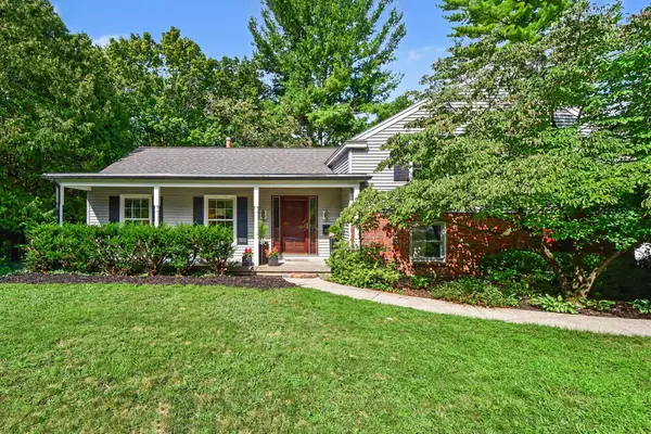 201 S Monroe Street Ne, Rockford, MI 49341