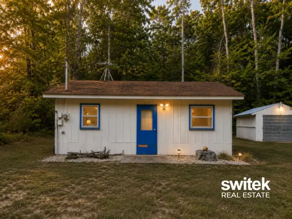 7469 E Lane Street, Newaygo, MI 49337