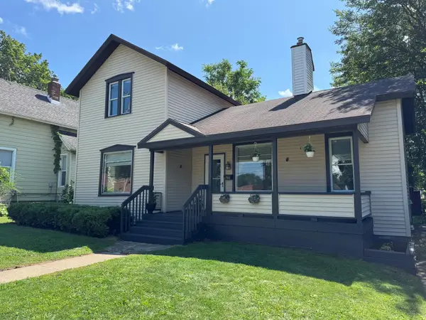 154 Carrier Street Ne, Grand Rapids, MI 49505