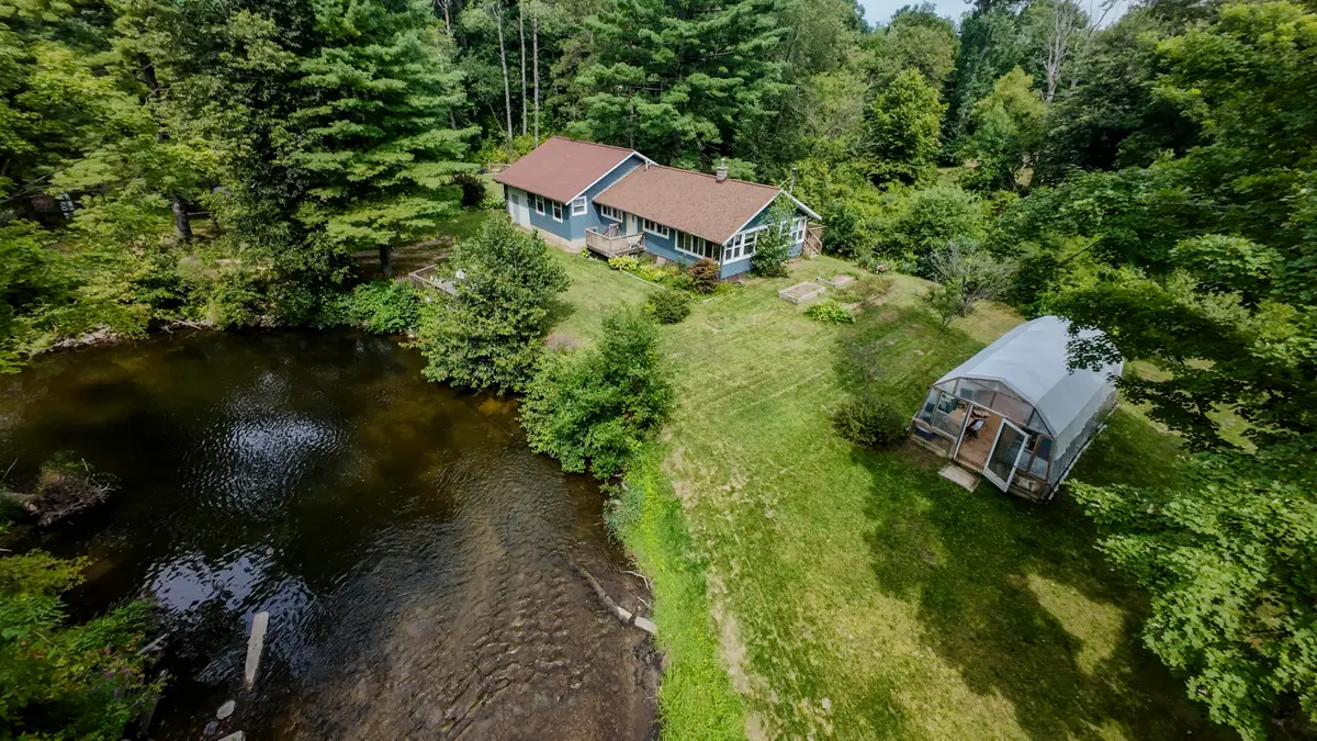 7140 N Amy School Road, Howard City, MI 49329 - #1