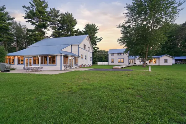 7095 Orchard Lake Drive, South Haven, MI 49090
