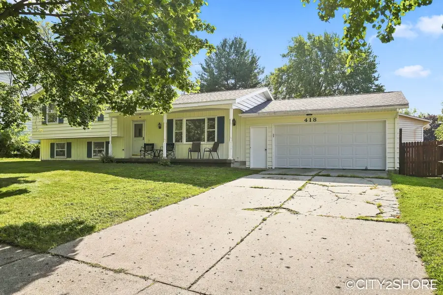 418 Harrison Street, Coopersville, MI 49404 - #2