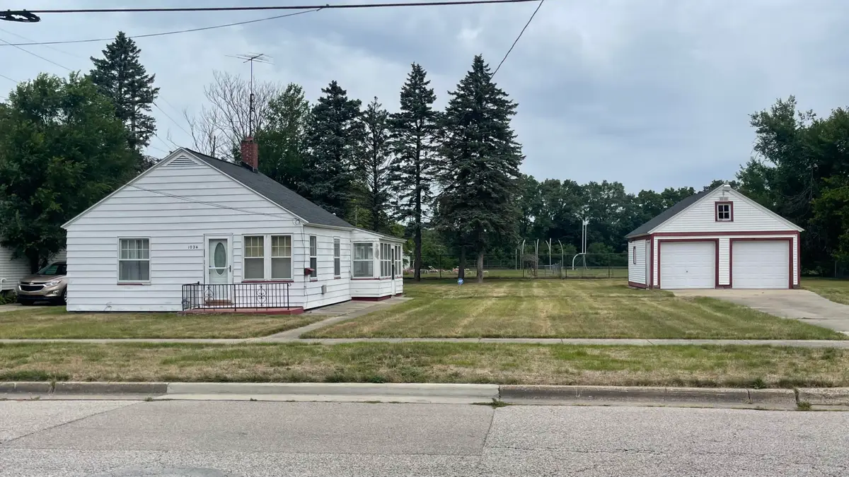 1024 Amity Avenue, Muskegon, MI 49442 - #1