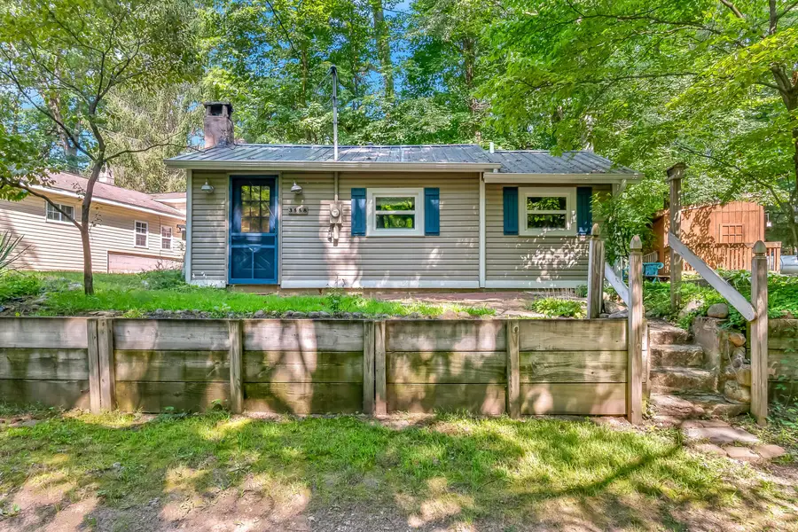 3558 Majestic Court, Hillsdale, MI 49242 - #3