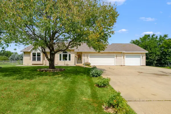 22864 Blackbird Avenue, Mattawan, MI 49071
