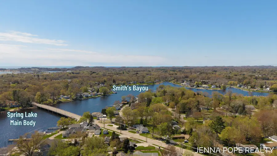 17542 Grand River Avenue, Spring Lake, MI 49456 - #3