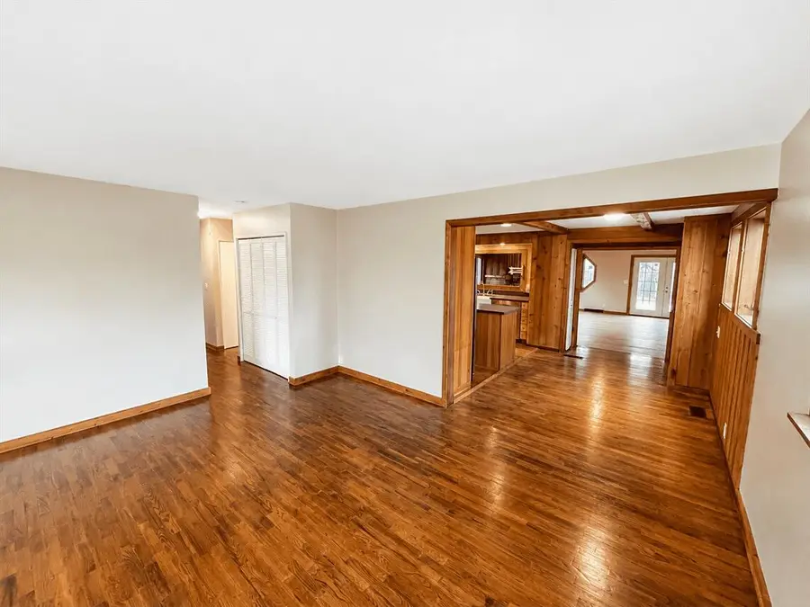 5480 Wellesley Drive, Jackson, MI 49201 - #3