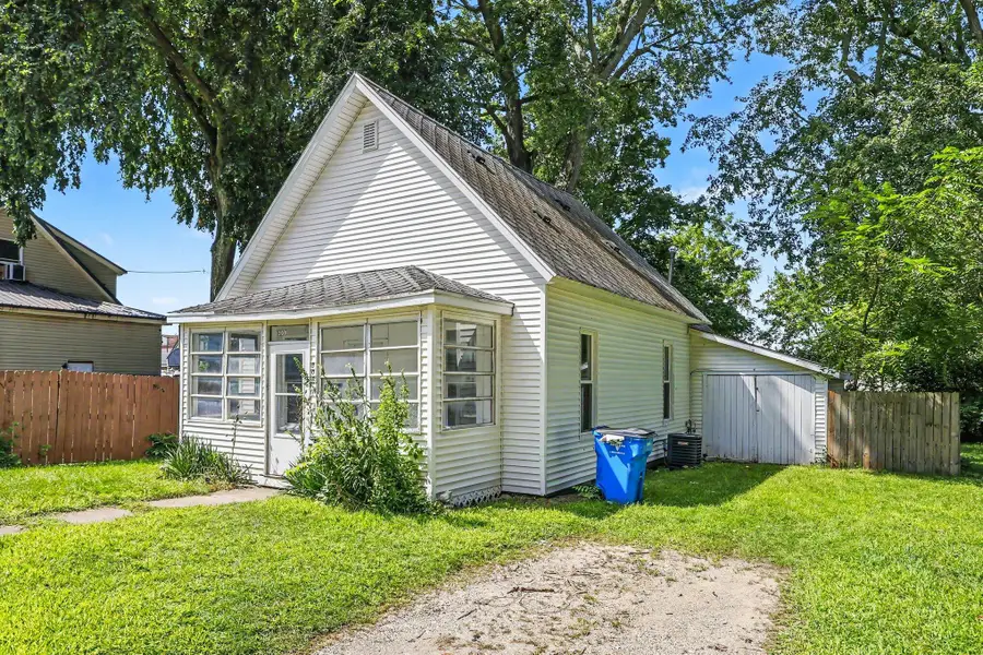 308 N 6th Street, Niles, MI 49120 - #2